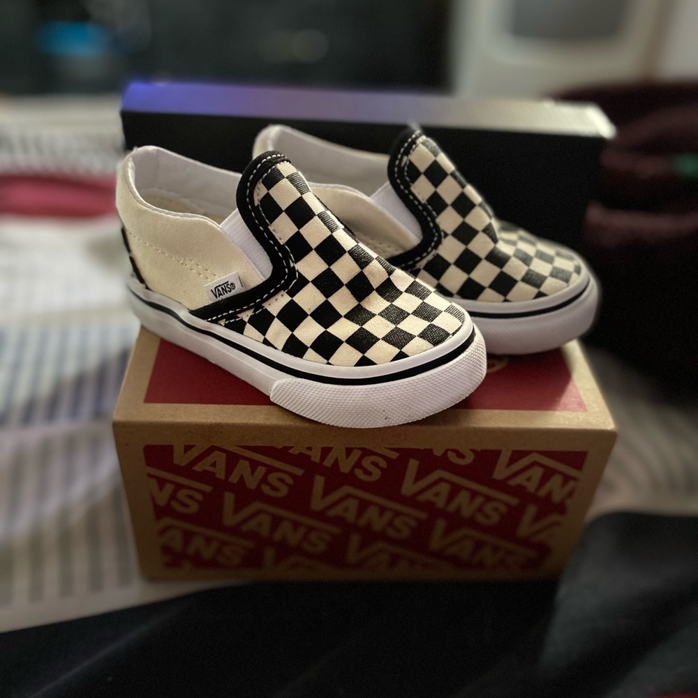 Vans checkered